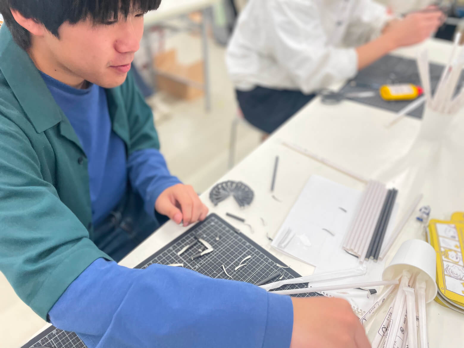 造形 かたちづくり演習 授業風景 イメージ