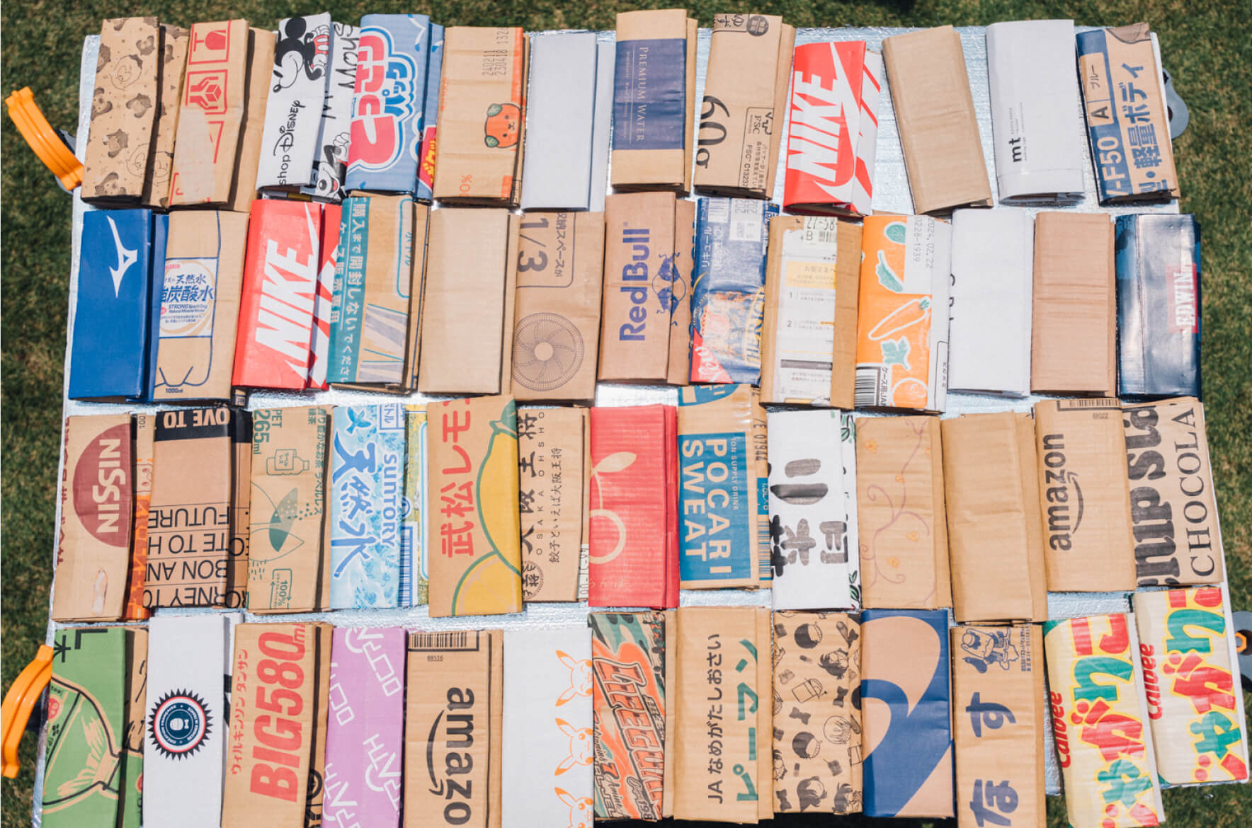 造形 ダンボール財布の制作 制作物 イメージ