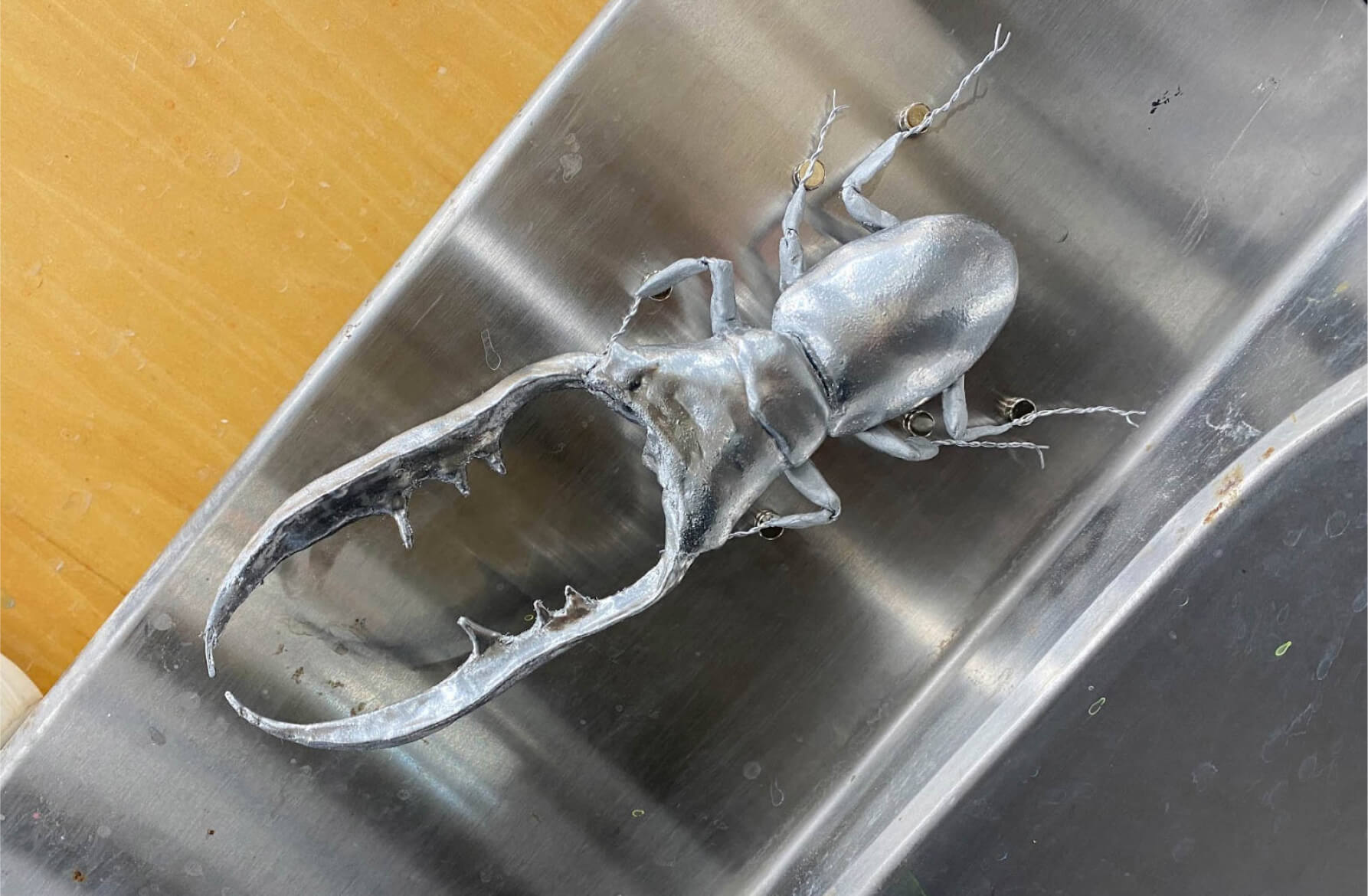 立体 テーマ制作「飾る」作品設置風景 イメージ