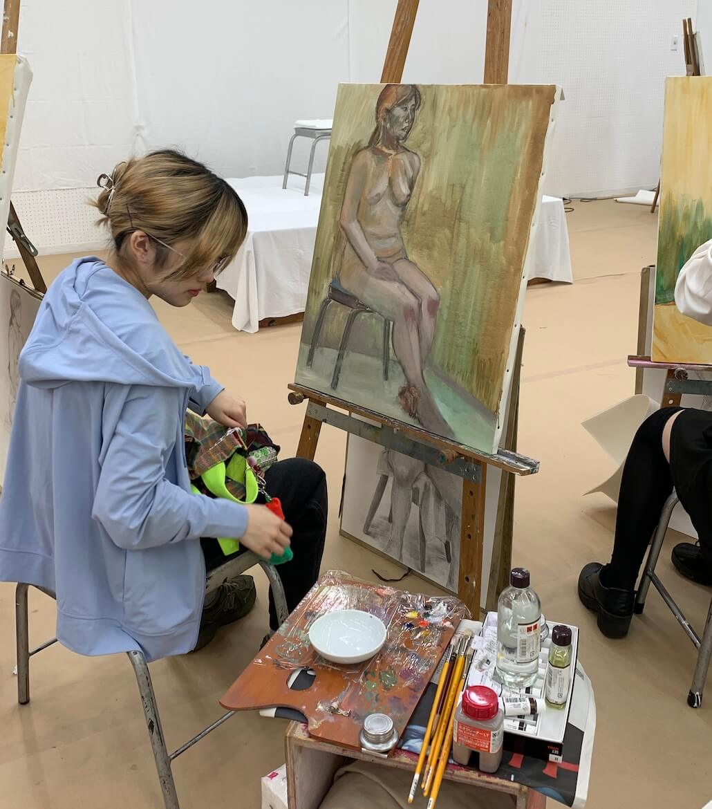 絵画基礎Ⅰ（人体）授業風景1 イメージ