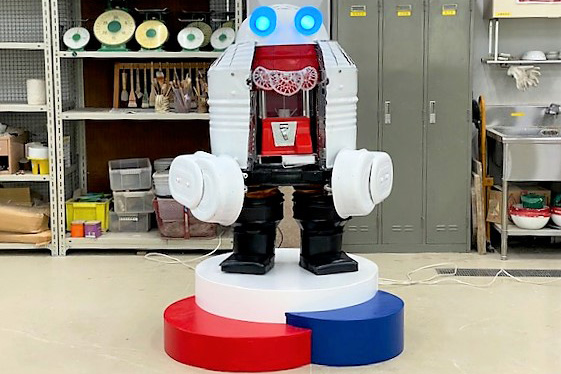 チェコセンター東京との共同プロジェクト「街角詩人ロボット」 イメージ