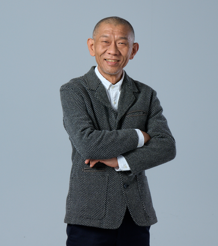 辻 康介