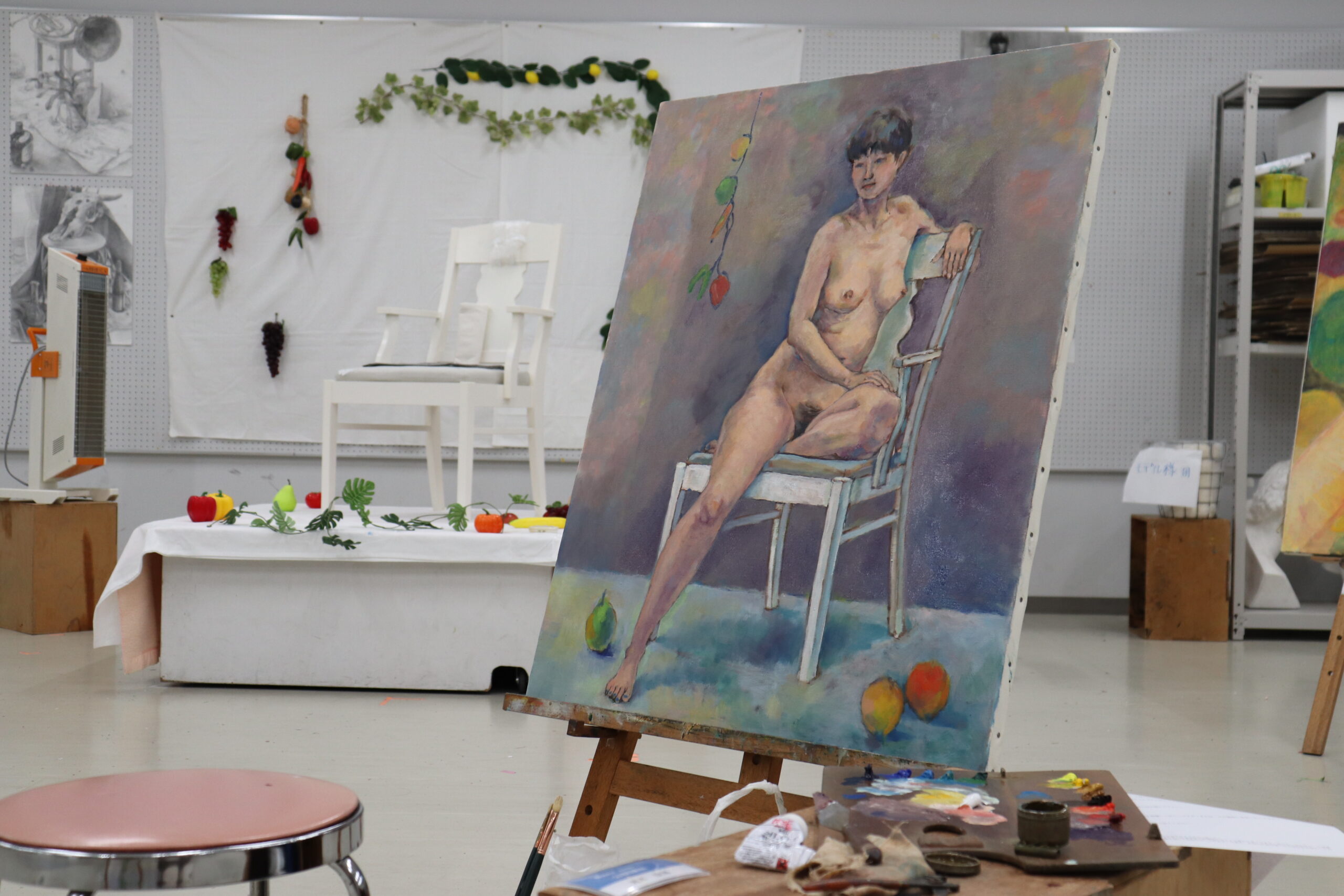 裸婦を描く イメージ