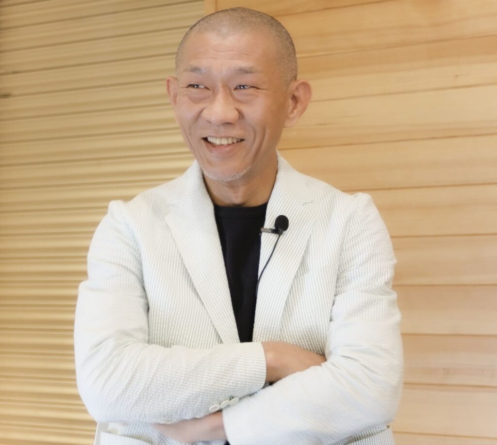辻 康介
