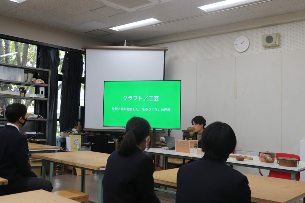 神奈川県立舞岡高等学校「大学見学」を実施しました イメージ