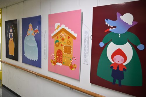 併設校に横浜美術大学の学生作品を展示しています イメージ