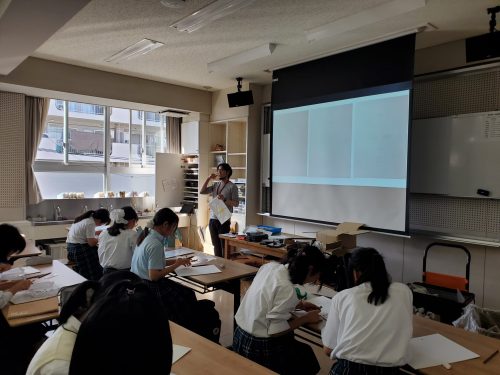 トキワ松学園中学校にて放課後美術教室「トキ美」が開講しました イメージ